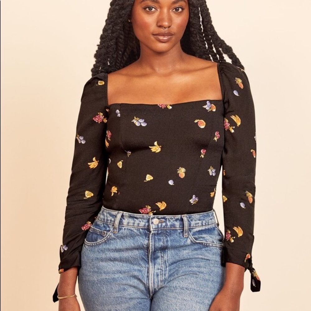 Reformation Ariana Fruit Salad long sleeve corset blouse. Size 0. NWT.
